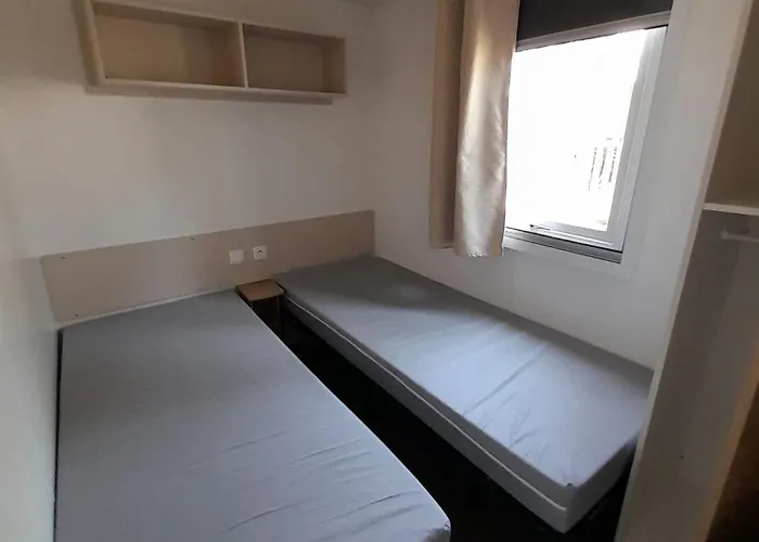 Mobilhome 3 Chez Yvan Kamp alanı Saint-Julien-en-Born